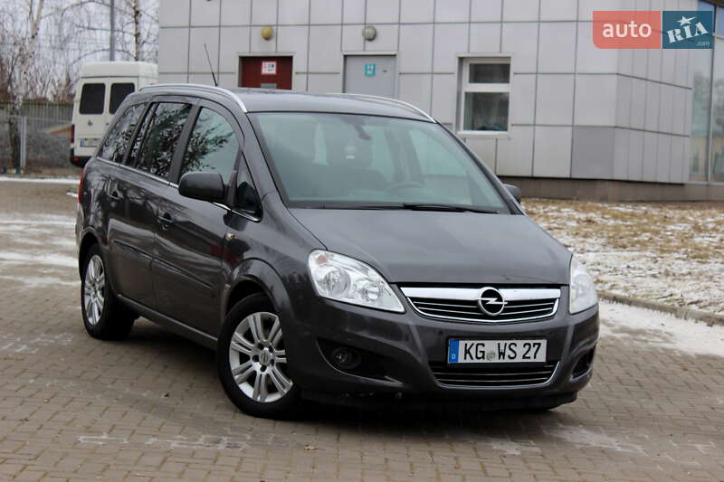 Мінівен Opel Zafira 2010 в Львові