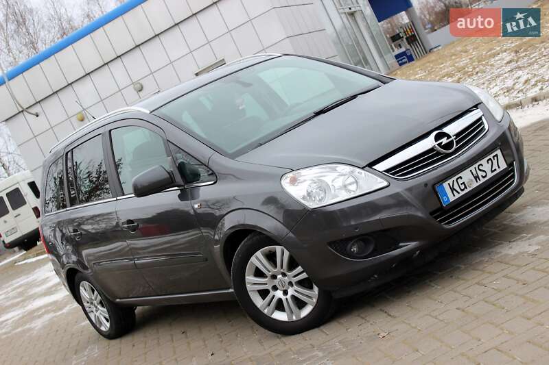 Мінівен Opel Zafira 2010 в Львові