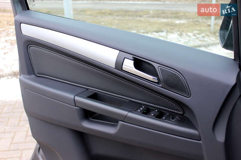 Мінівен Opel Zafira 2010 в Львові