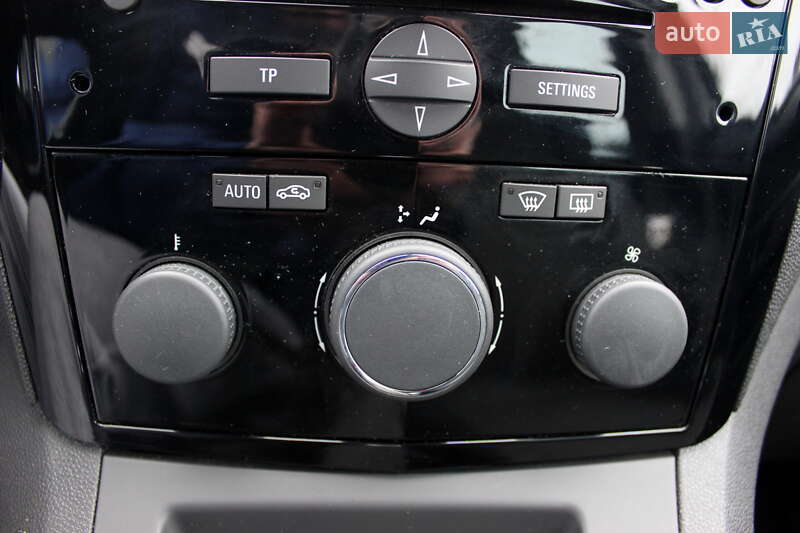 Мінівен Opel Zafira 2010 в Львові