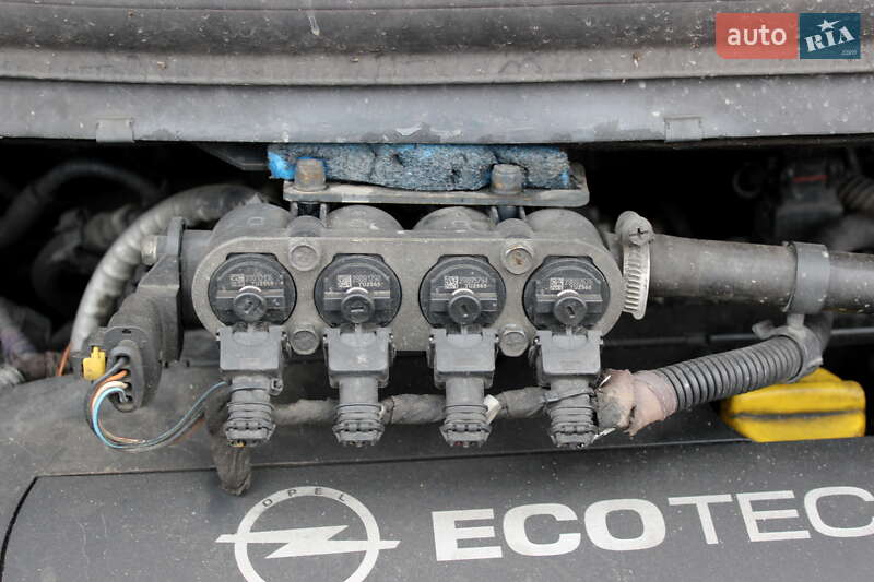 Мінівен Opel Zafira 2010 в Львові