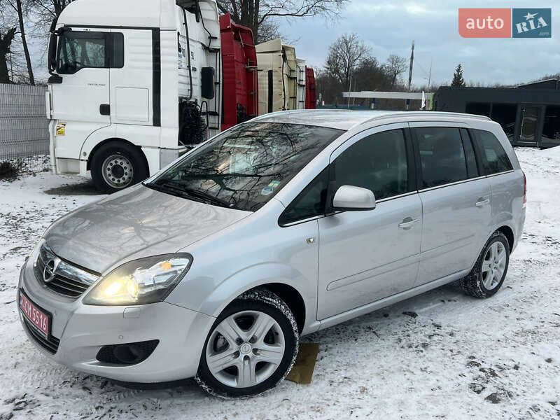 Мінівен Opel Zafira 2013 в Вінниці