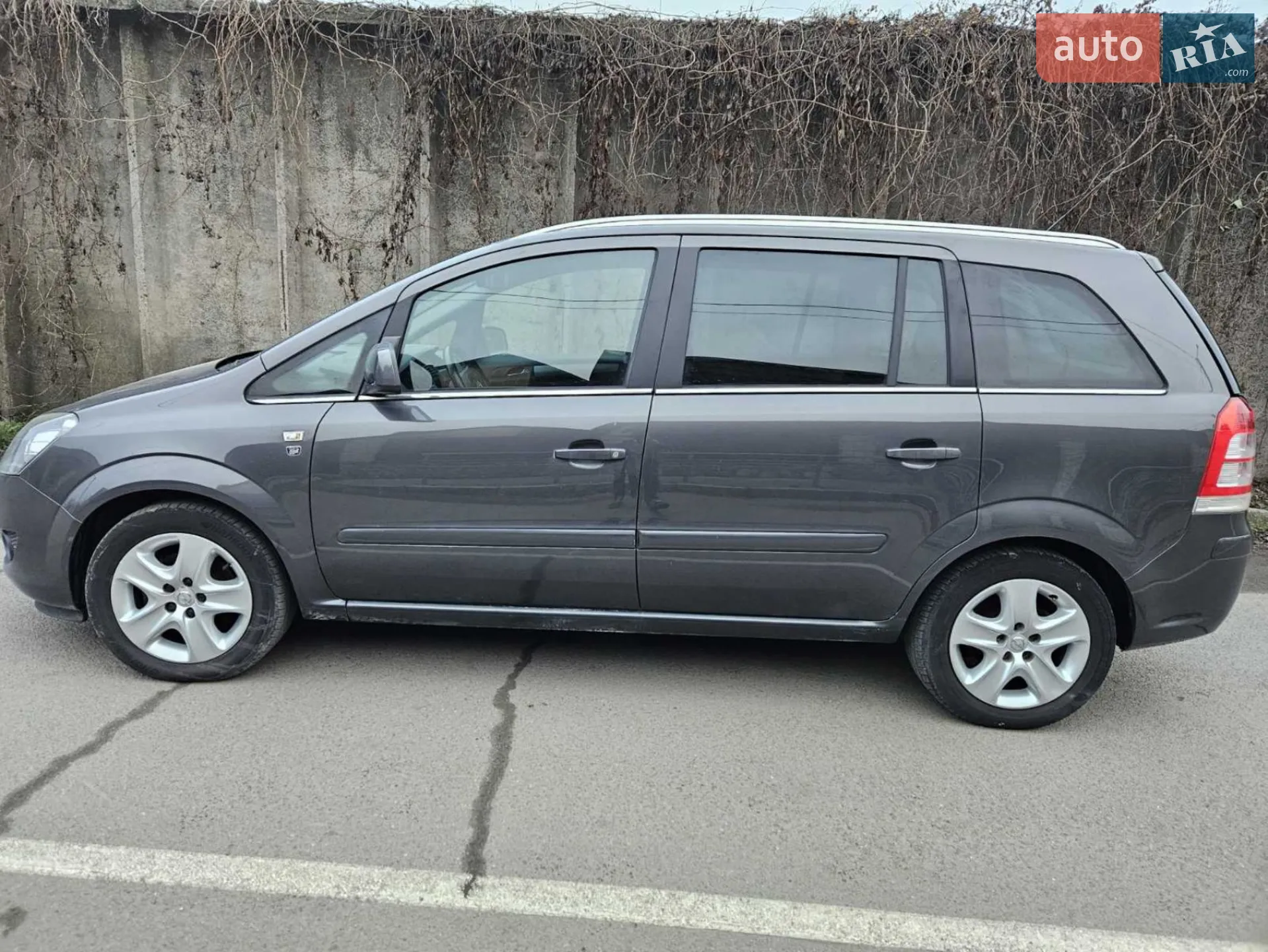 2010 Opel Zafira - фото 1