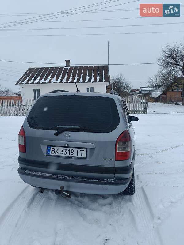 Мінівен Opel Zafira 2003 в Березному