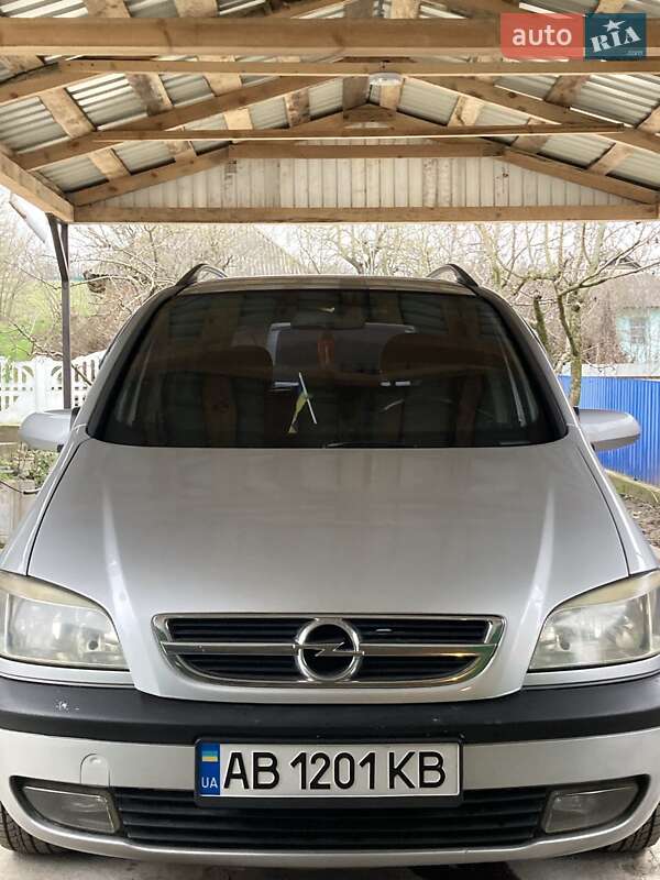 Opel Zafira 2003