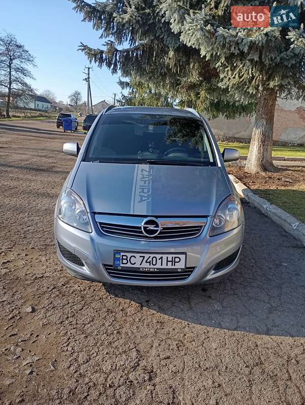 Opel Zafira 2010