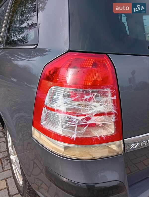 Мінівен Opel Zafira 2010 в Коломиї