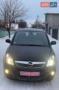 Мінівен Opel Zafira 2010 в Києві