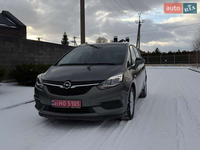 Мінівен Opel Zafira 2017 в Луцьку