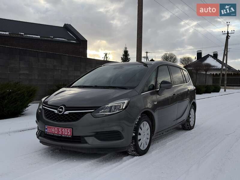 Мінівен Opel Zafira 2017 в Луцьку