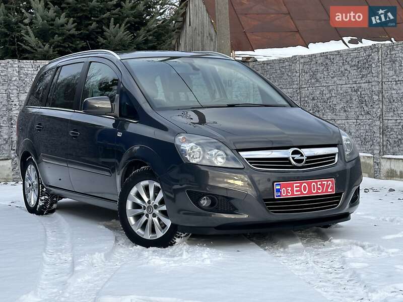 Opel Zafira 2014