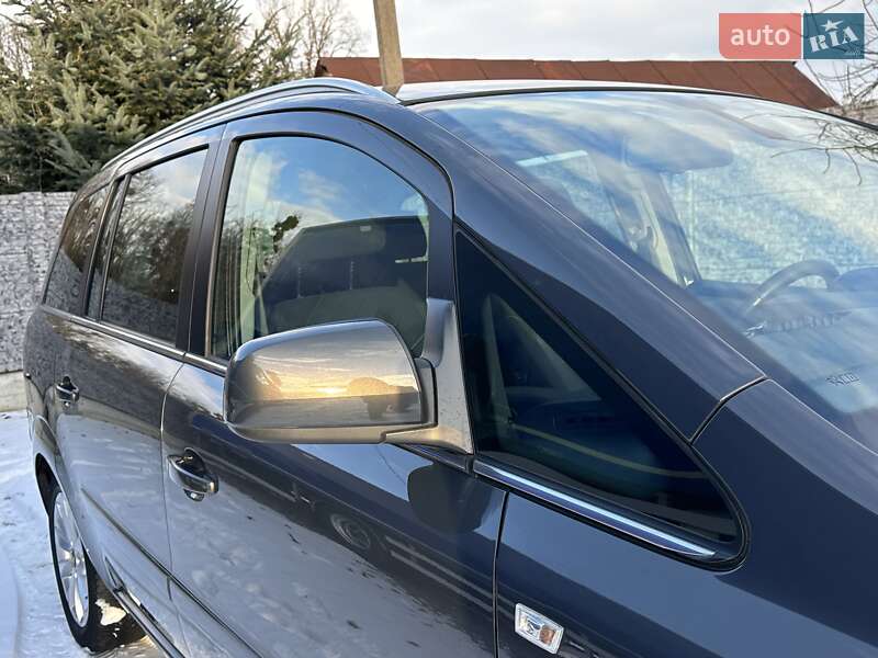 Мінівен Opel Zafira 2014 в Рівному