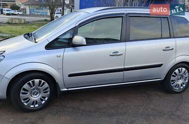 Минивэн Opel Zafira 2012 в Житомире