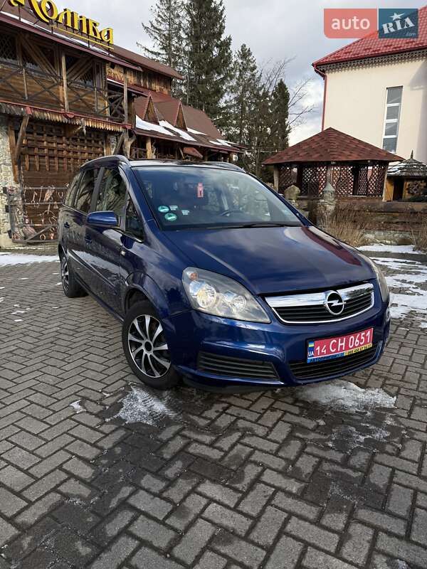 Минивэн Opel Zafira 2006 в Долине фото 10 Минивэн Opel Zafira 2006 в Долине