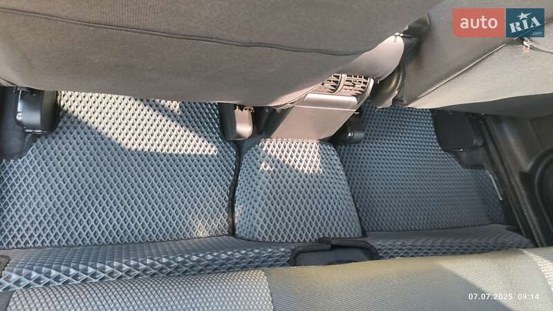 Мінівен Opel Zafira 2004 в Тернополі