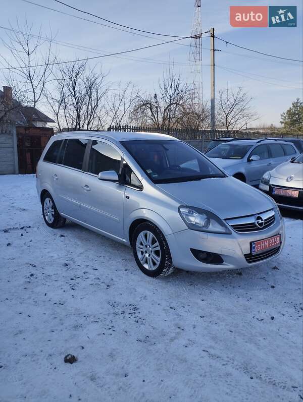 Opel Zafira 2009