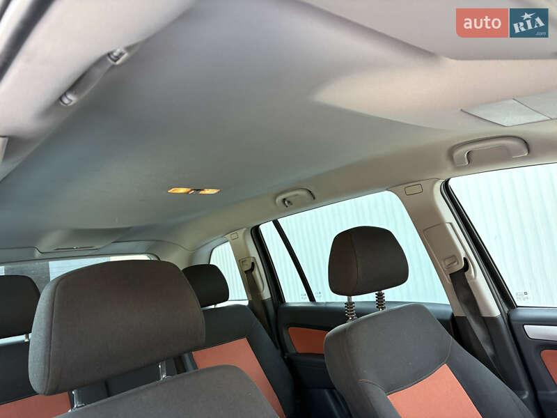 Мінівен Opel Zafira 2006 в Львові