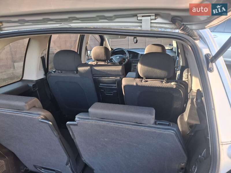 Минивэн Opel Zafira 2003 в Ровно фото 4 Минивэн Opel Zafira 2003 в Ровно