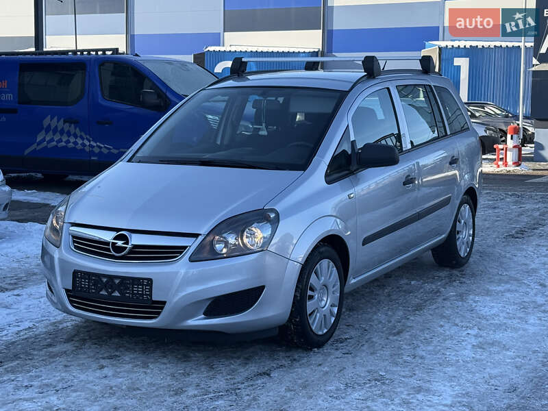 Мінівен Opel Zafira 2011 в Рівному фото 4 Мінівен Opel Zafira 2011 в Рівному