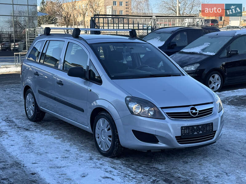 Мінівен Opel Zafira 2011 в Рівному фото 11 Мінівен Opel Zafira 2011 в Рівному