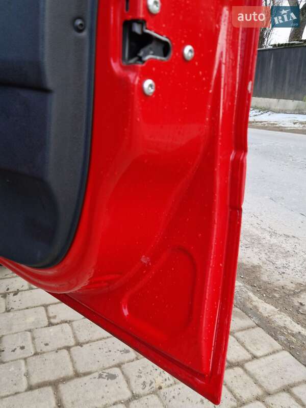 Мінівен Opel Zafira 2006 в Чернівцях фото 6 Мінівен Opel Zafira 2006 в Чернівцях