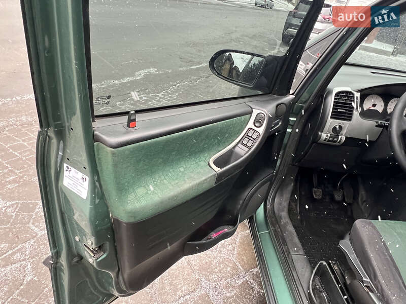 Минивэн Opel Zafira 1999 в Виннице