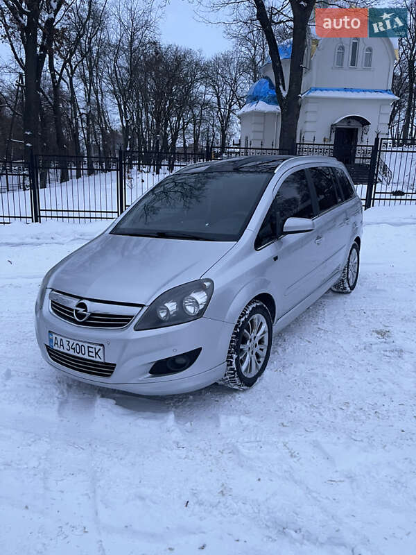 Opel Zafira 2009