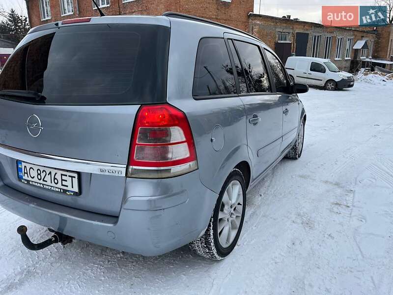 Минивэн Opel Zafira 2008 в Луцке фото 9 Минивэн Opel Zafira 2008 в Луцке