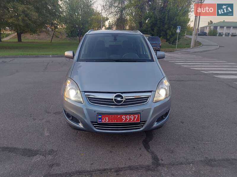 Минивэн Opel Zafira 2010 в Краматорске фото 5 Минивэн Opel Zafira 2010 в Краматорске