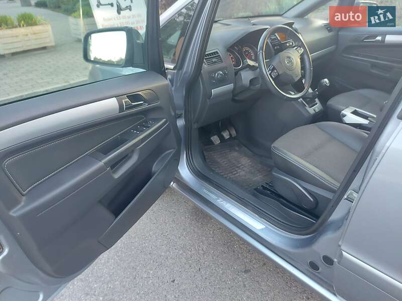 Минивэн Opel Zafira 2010 в Краматорске фото 20 Минивэн Opel Zafira 2010 в Краматорске