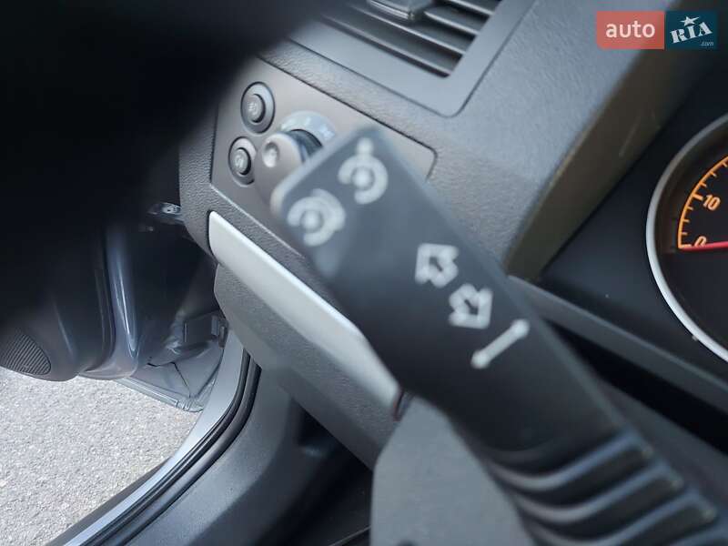 Минивэн Opel Zafira 2010 в Краматорске фото 24 Минивэн Opel Zafira 2010 в Краматорске