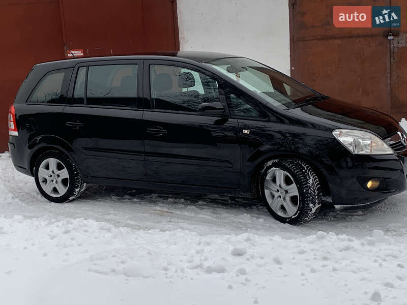 Мінівен Opel Zafira 2009 в Сарнах