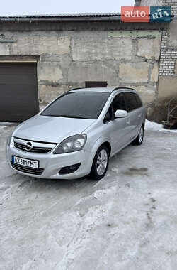 Минивэн Opel Zafira 2011 в Харькове