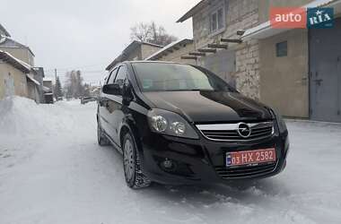 Минивэн Opel Zafira 2011 в Дубно