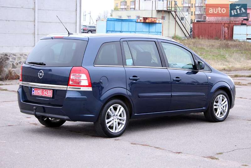 Минивэн Opel Zafira 2012 в Виннице