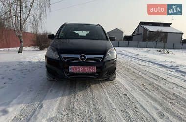 Минивэн Opel Zafira 2010 в Борисполе