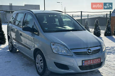 Минивэн Opel Zafira 2009 в Виннице