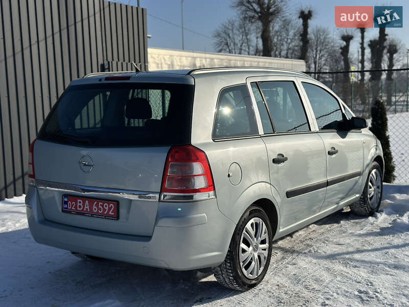 Минивэн Opel Zafira 2009 в Виннице