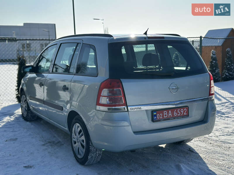 Минивэн Opel Zafira 2009 в Виннице