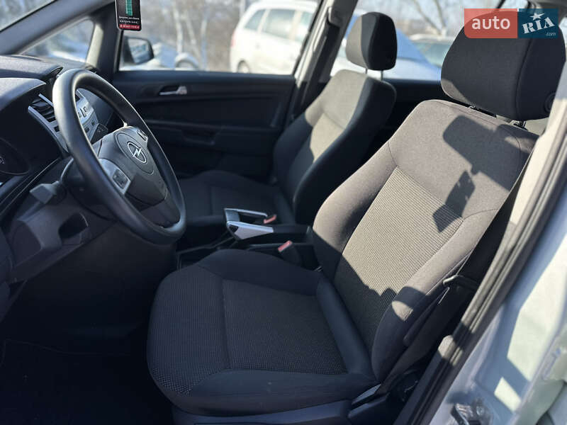 Минивэн Opel Zafira 2009 в Виннице