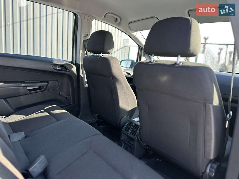 Минивэн Opel Zafira 2009 в Виннице