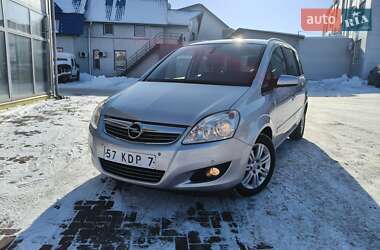Минивэн Opel Zafira 2009 в Ровно