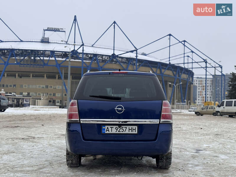 Минивэн Opel Zafira 2006 в Харькове фото 9 Минивэн Opel Zafira 2006 в Харькове
