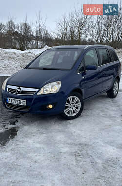 Минивэн Opel Zafira 2008 в Тернополе