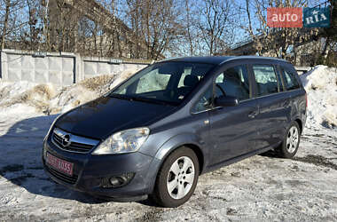 Минивэн Opel Zafira 2008 в Луцке
