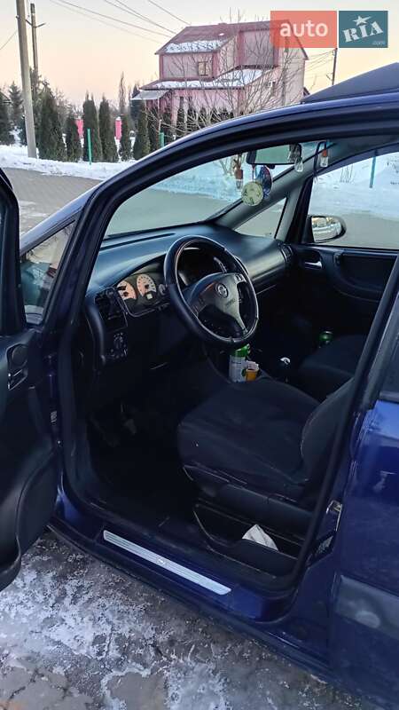 Минивэн Opel Zafira 2001 в Рава-Русской