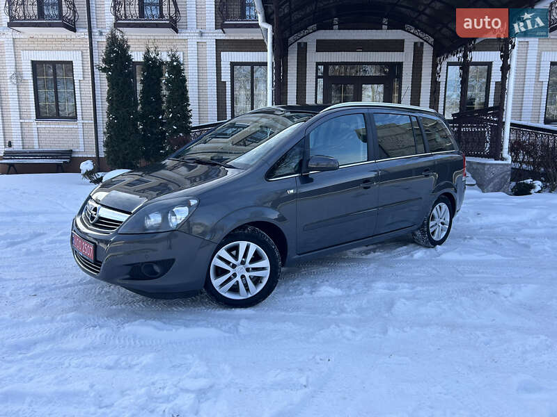 Минивэн Opel Zafira 2009 в Виннице