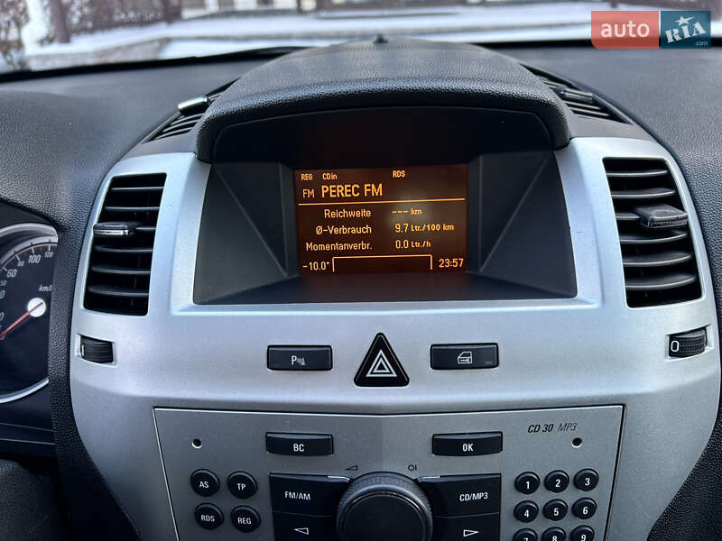 Минивэн Opel Zafira 2009 в Виннице