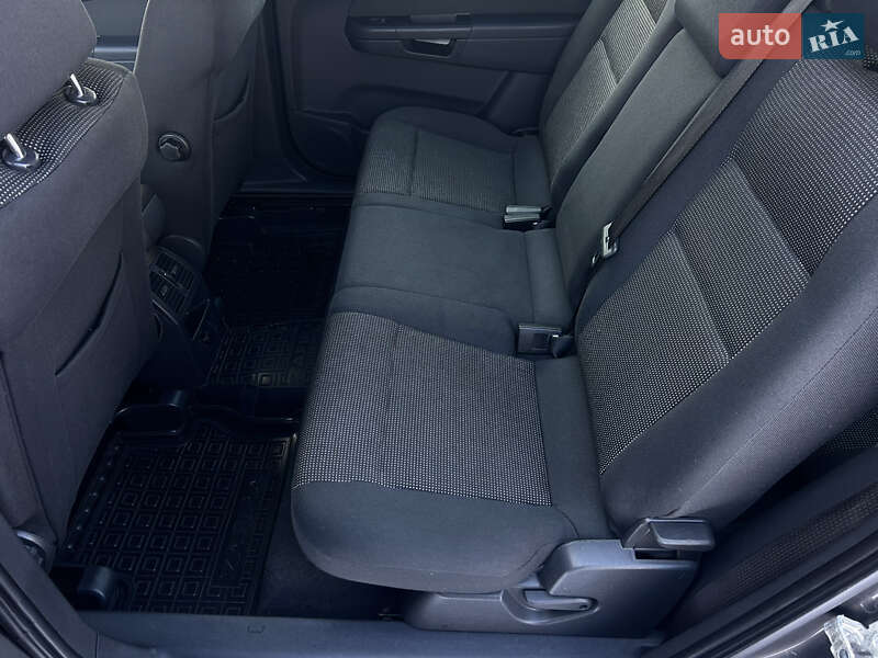 Минивэн Opel Zafira 2009 в Виннице