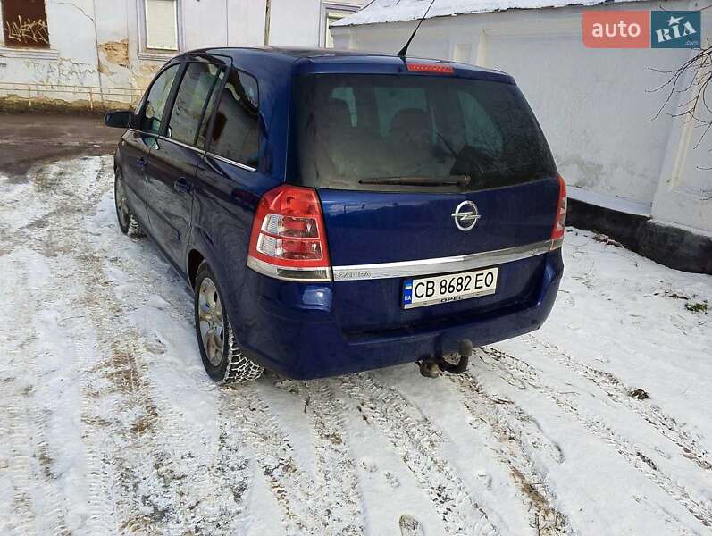 Минивэн Opel Zafira 2008 в Нежине